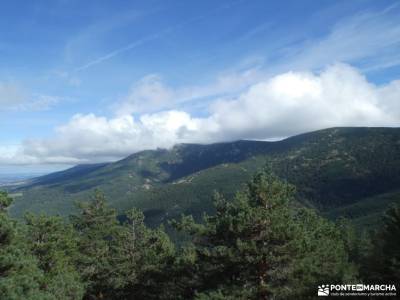 Lagunillas y Pico El Nevero; rutas de senderismo foro montañero puente de octubre viajes fin de año 